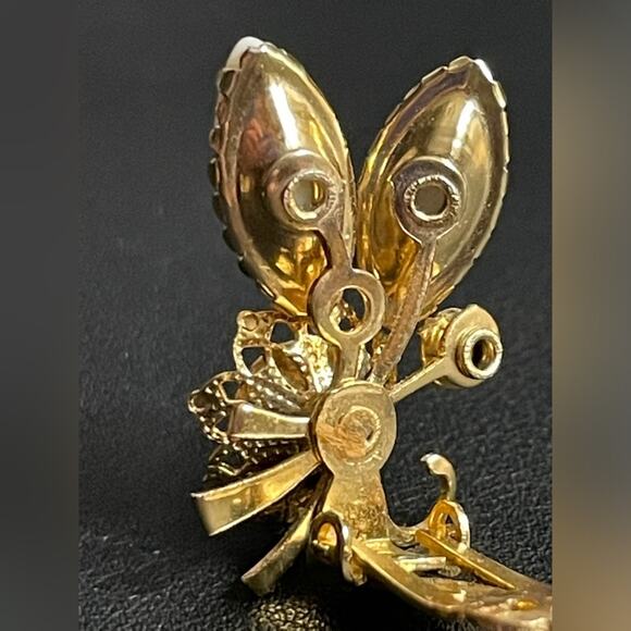 Pair Midcentury Rhinestone, Faux Opal‎ & Gold tone Riveted Clip on Earrings - Picture 2 of 7